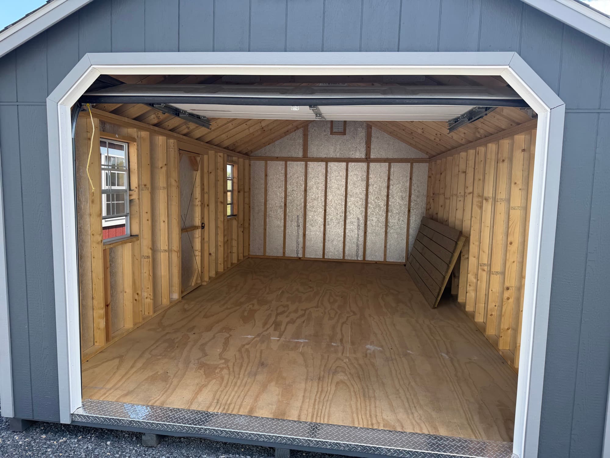 12x20 Garage — photo 3