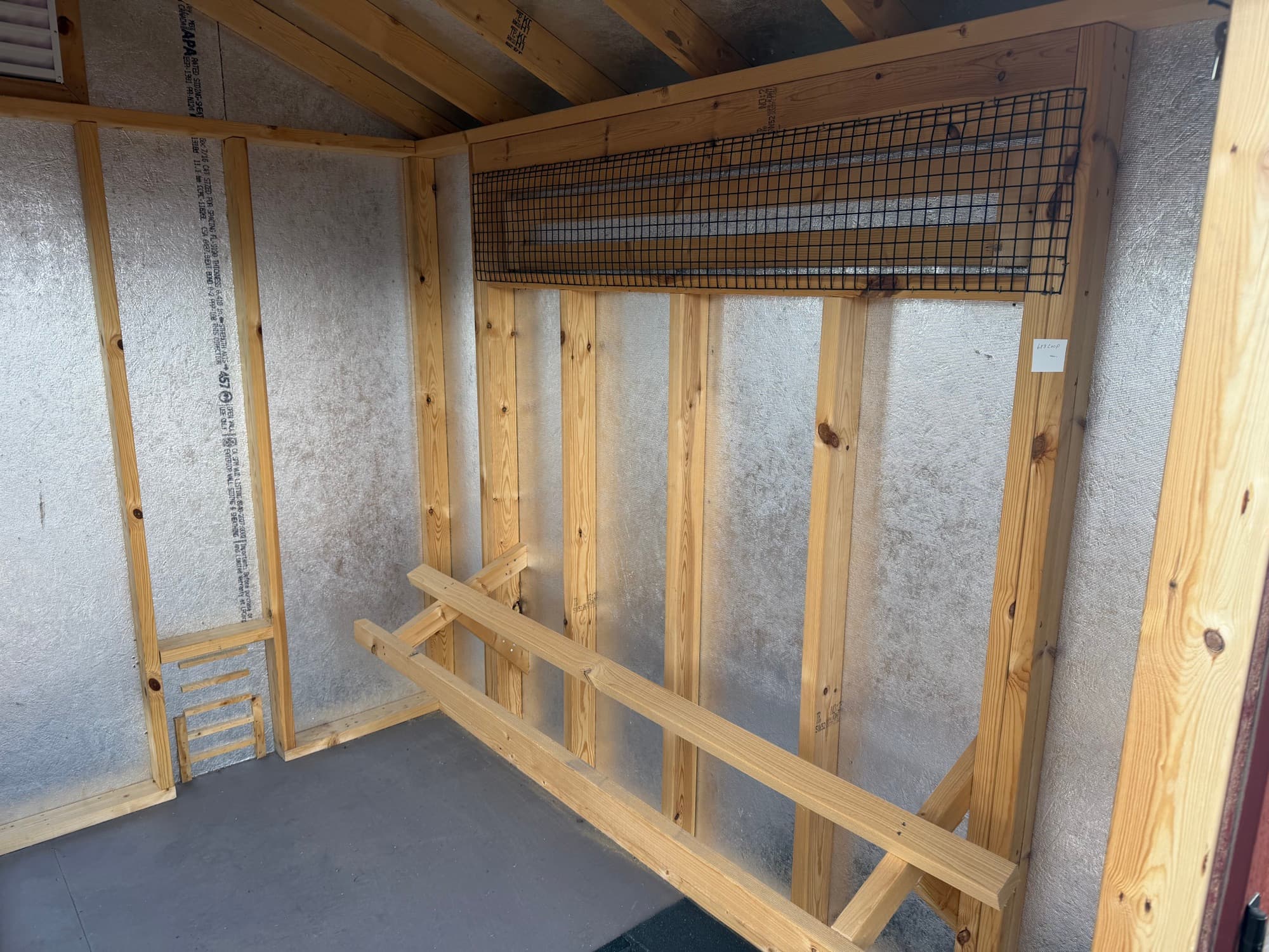 6x8 Chicken Coop — photo 3